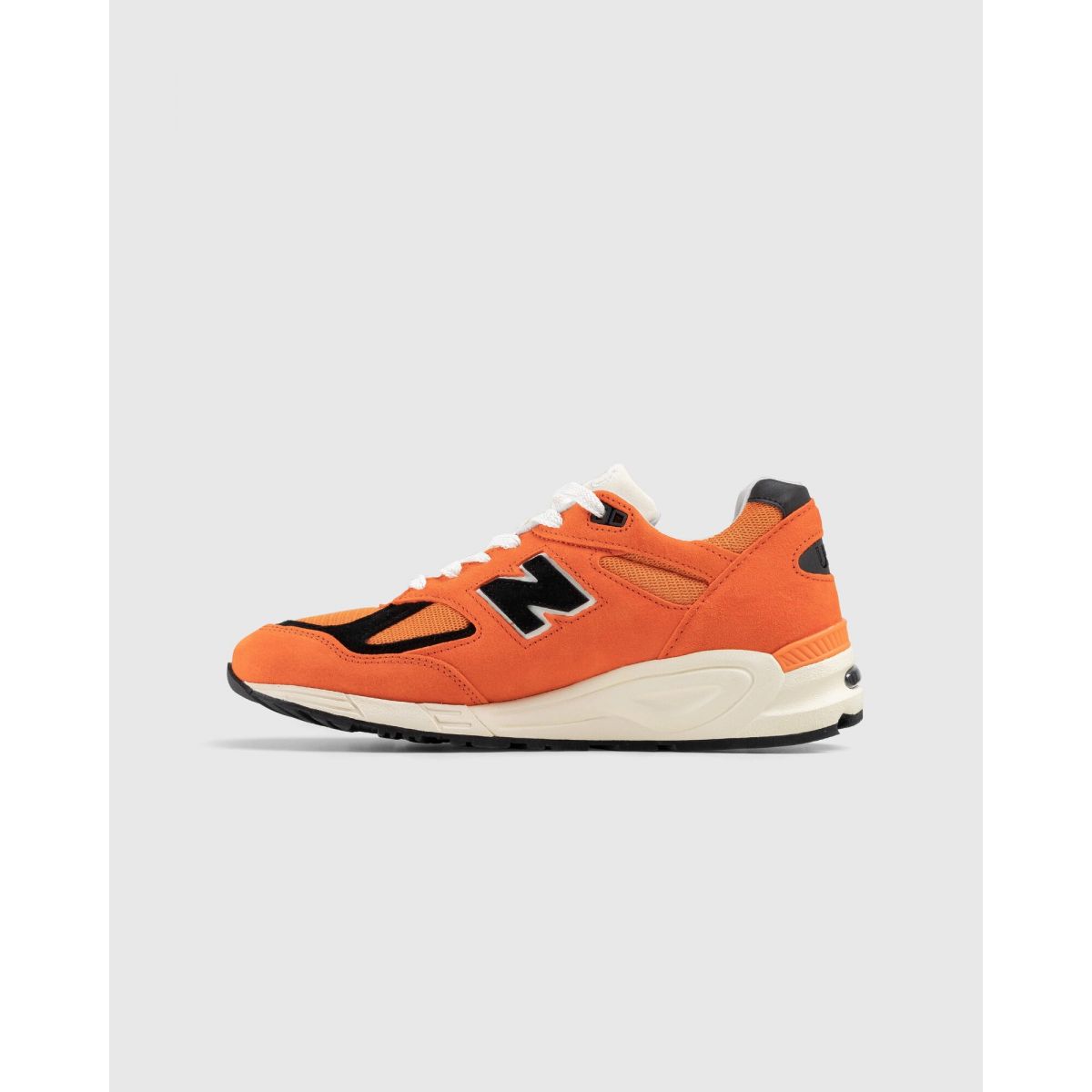 Кроссовки New Balance M990V2 Кроссовки New Balance M990V2