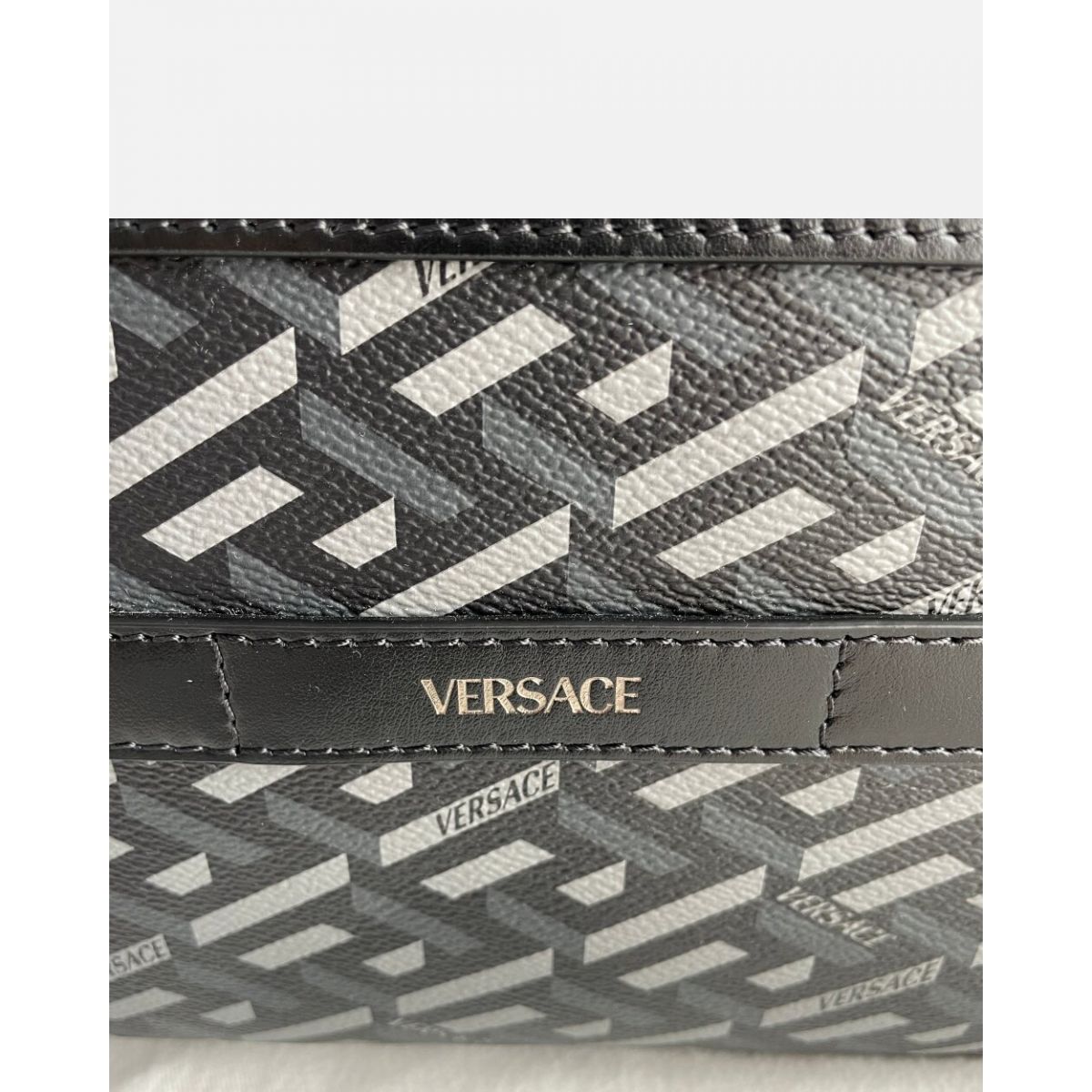 Рюкзак Versace La Greca Signature серый Рюкзак Versace La Greca Signature серый