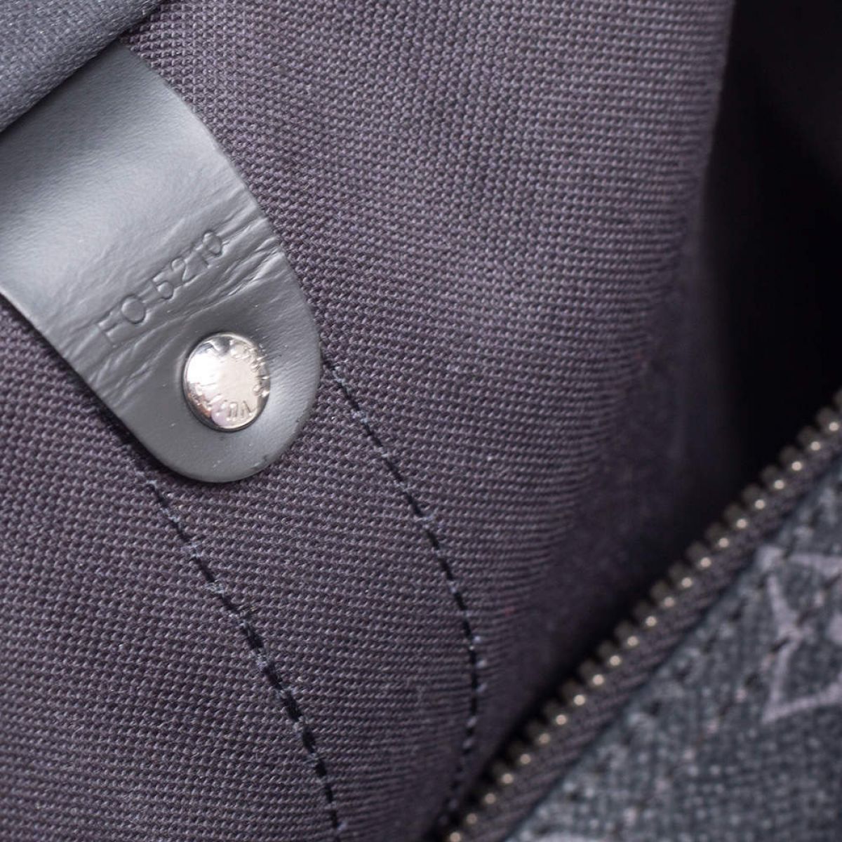 Сумка дорожная Louis Vuitton Monogram Eclipse Сумка дорожная Louis Vuitton Monogram Eclipse